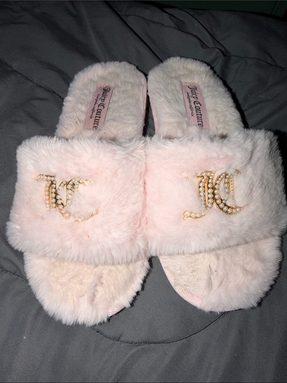 Juicy Couture Pink Faux-Fur Slide Slippers with Gold Pearl JC Logo size M 7-8